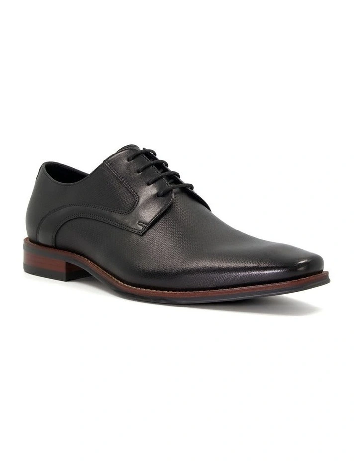 Stoney Dress Shoe in Black