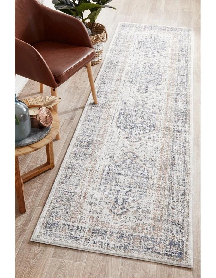 Mayfair Lorissa Rug in White