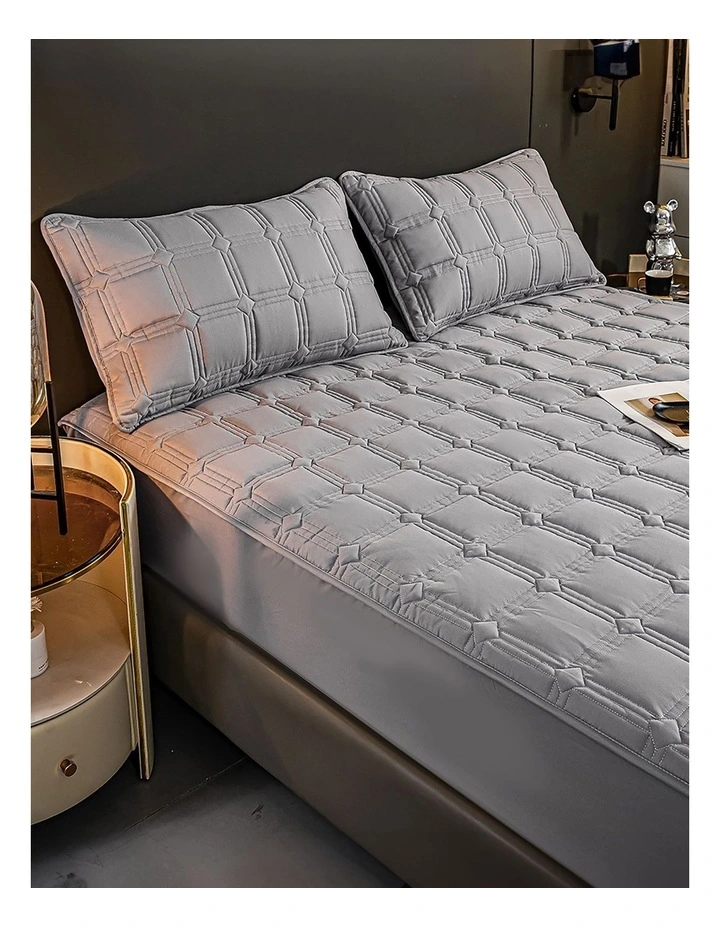 Bed Spread Sheet Protector with Pillow Covers 183cm in Grey