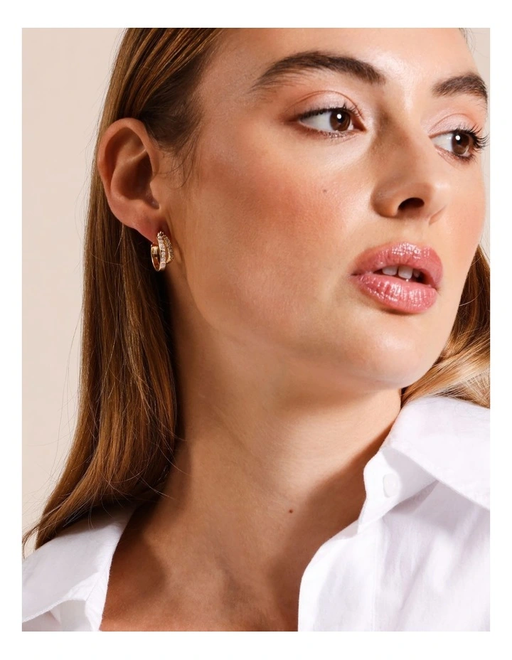 Pearl Huggie Multipack 4Pk Earring in Gold