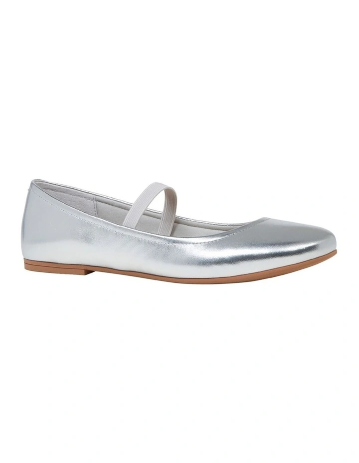 Bloom Ballet in Silver