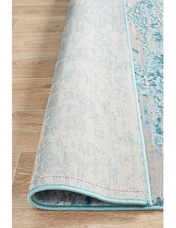 Opulence Rug in Olivia Blue
