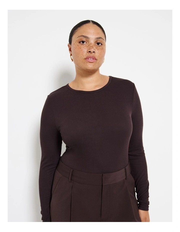 Long Sleeve Rib Tee in Chocolate
