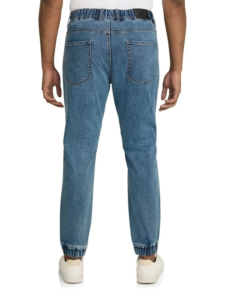 Jai Denim Jogger in Mid Wash