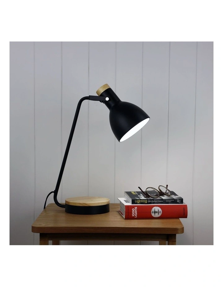 Benny Desk Lamp Black