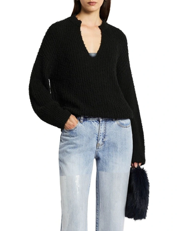 Hibernate Knit Jumper in Noir