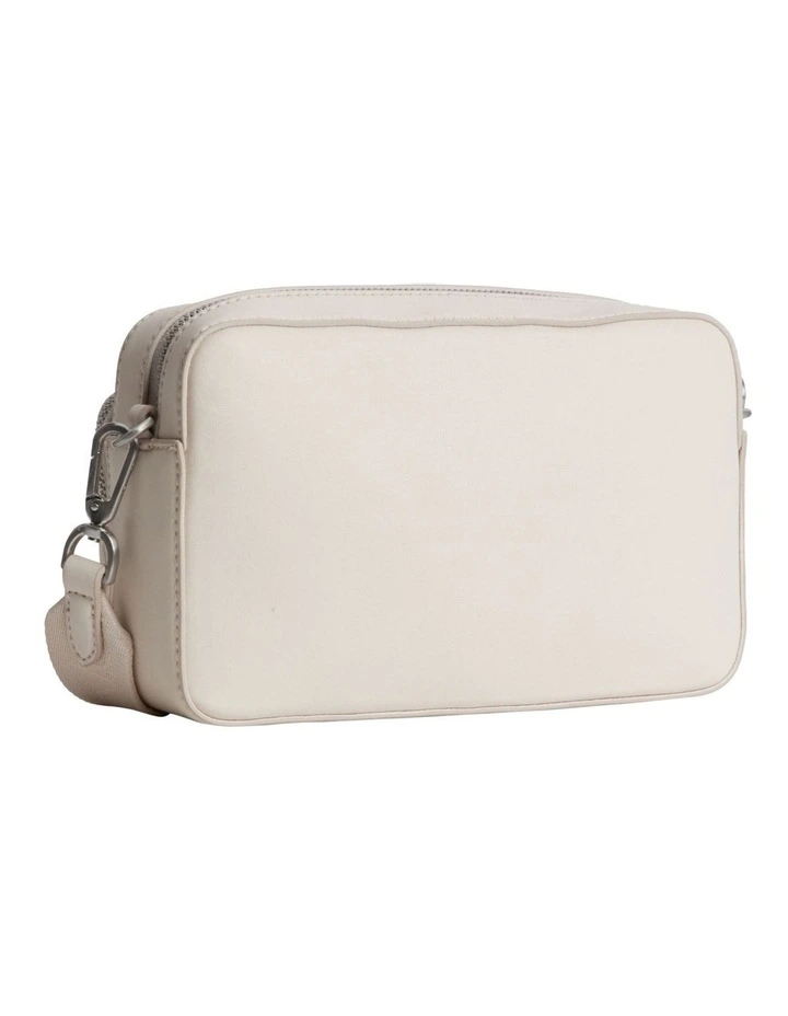 Must Camera Bag With Pocket in Beige