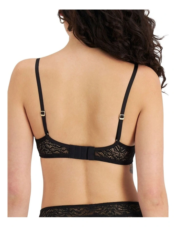 Because Lightweight Bra in Black