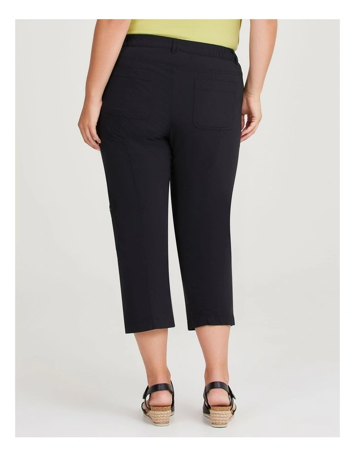 Castaway Cargo 3/4 Pocket Pant in Black