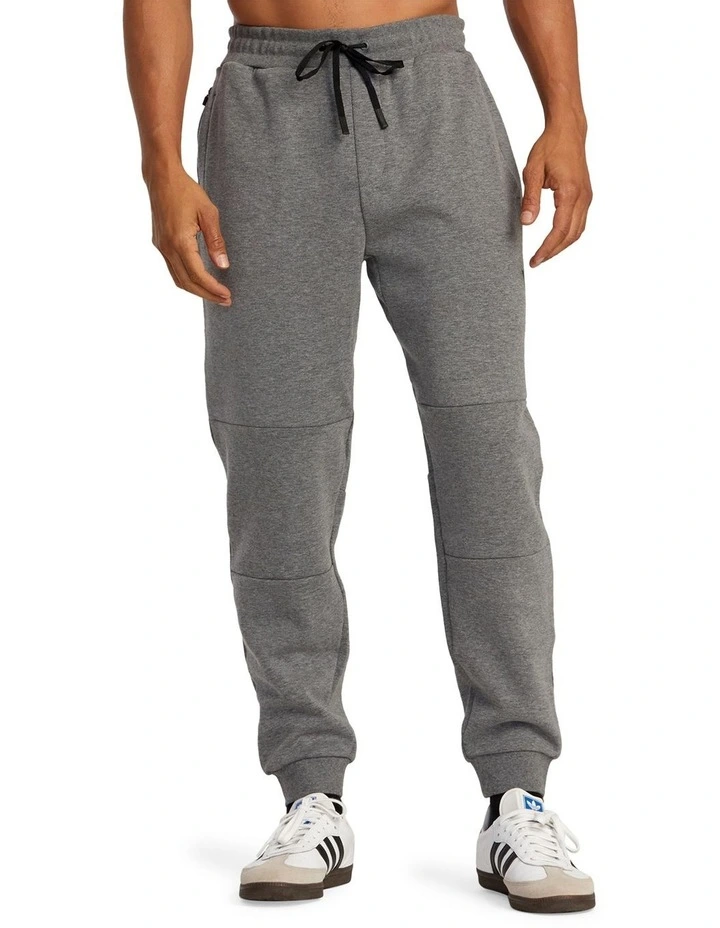 Tech Fleece Sweatpants Ii in Grey