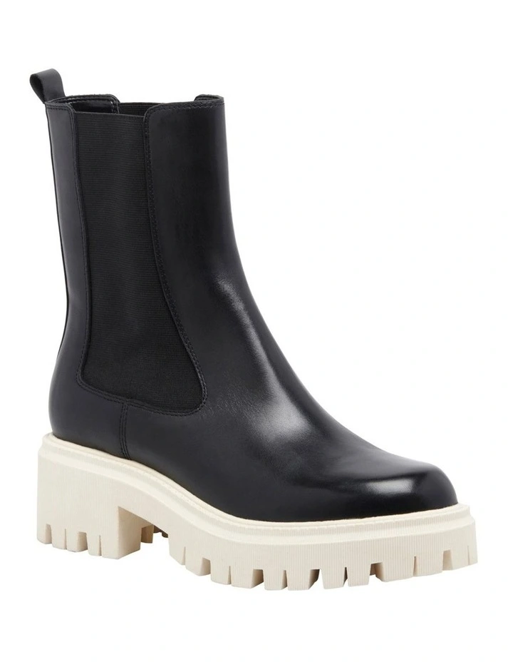 Rives Boot in Black