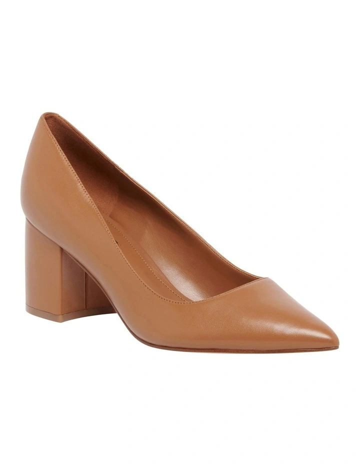Jolanda Natural Pumps