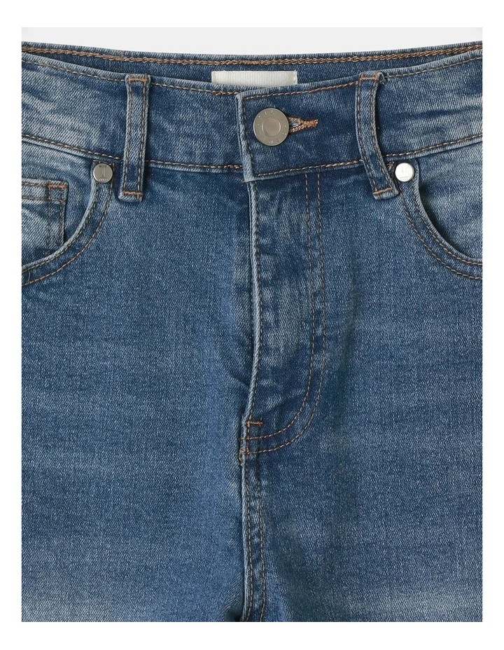 High Rise Mom Jean in Denim