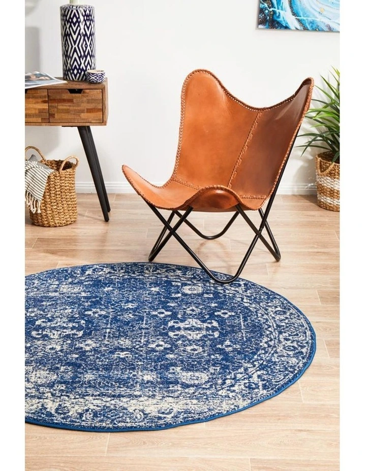 Evoke Oasis Navy Transitional Round Rug In Navy