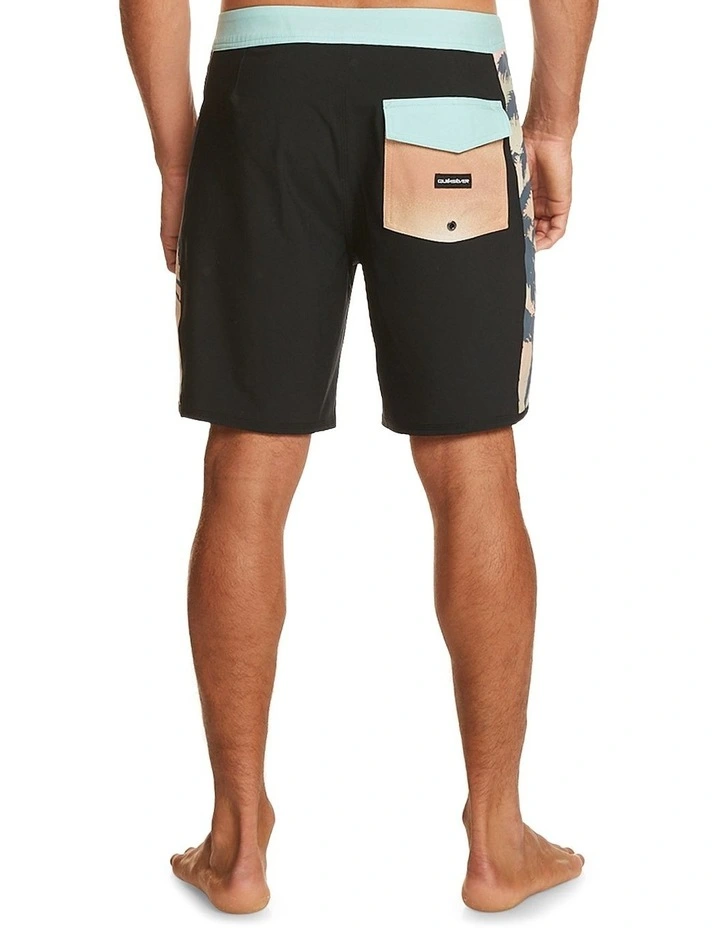Surfsilk Arch 18" Boardshorts in Black
