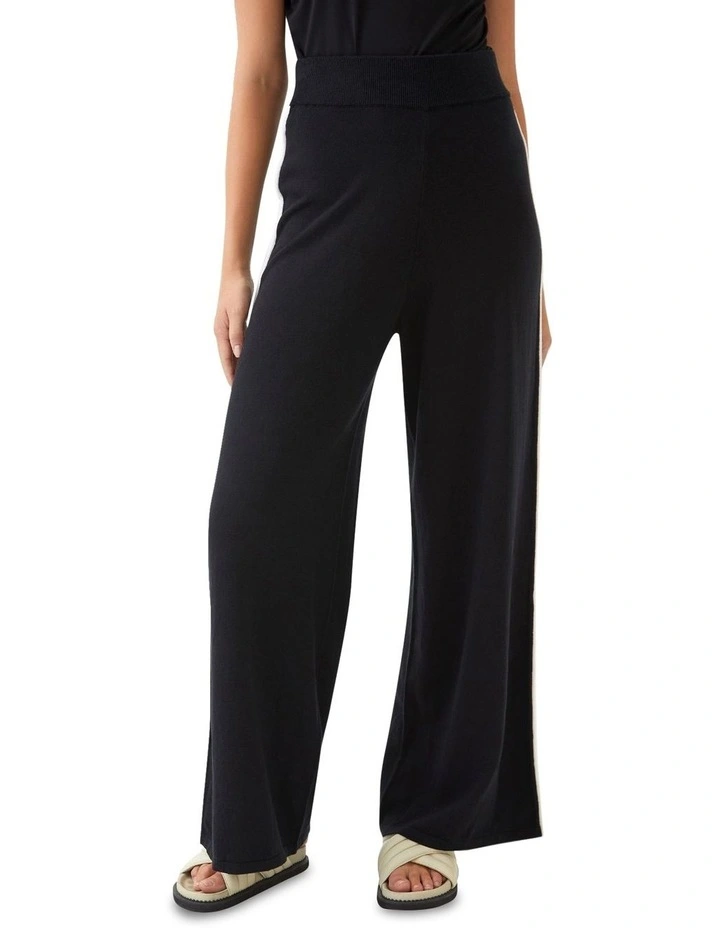 Carla Knitted Pants With Piping in Black