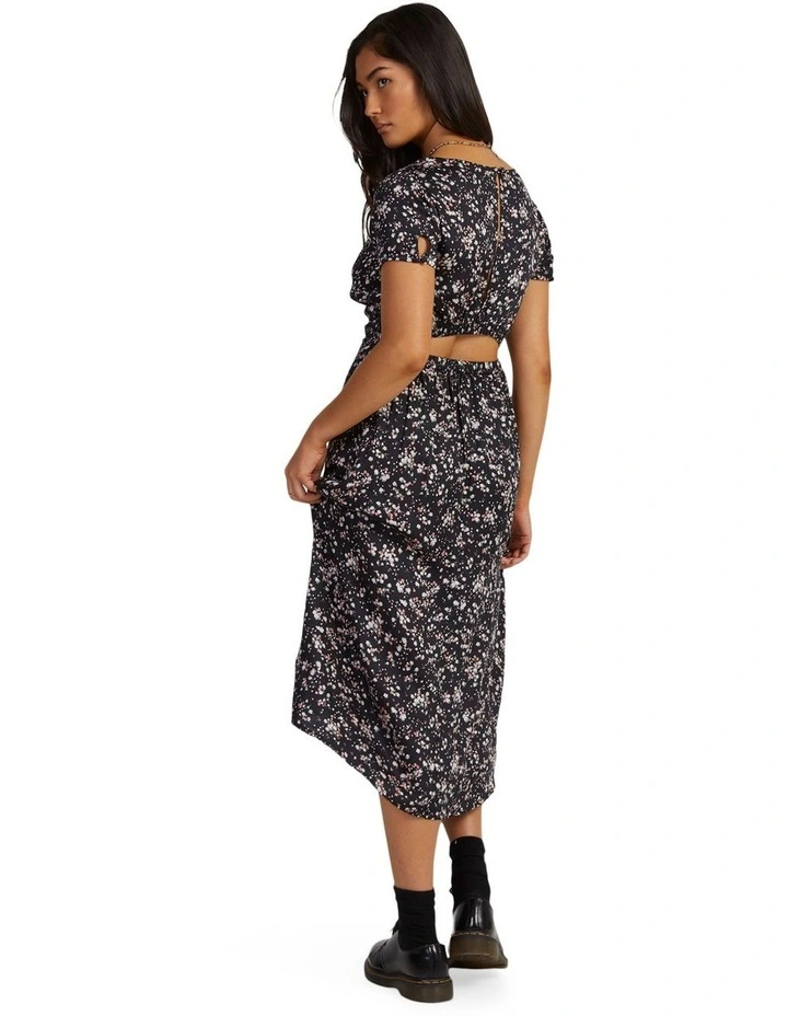 Heaven Sent Midi Dress in Orange