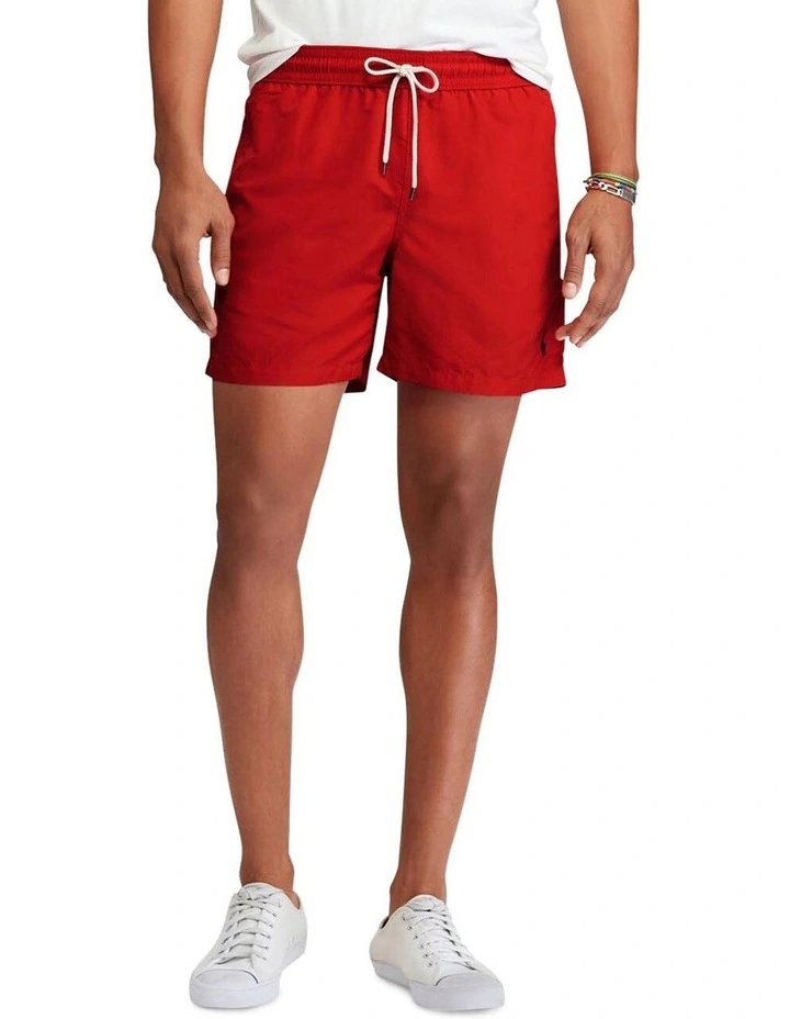 Traveler Short in Red