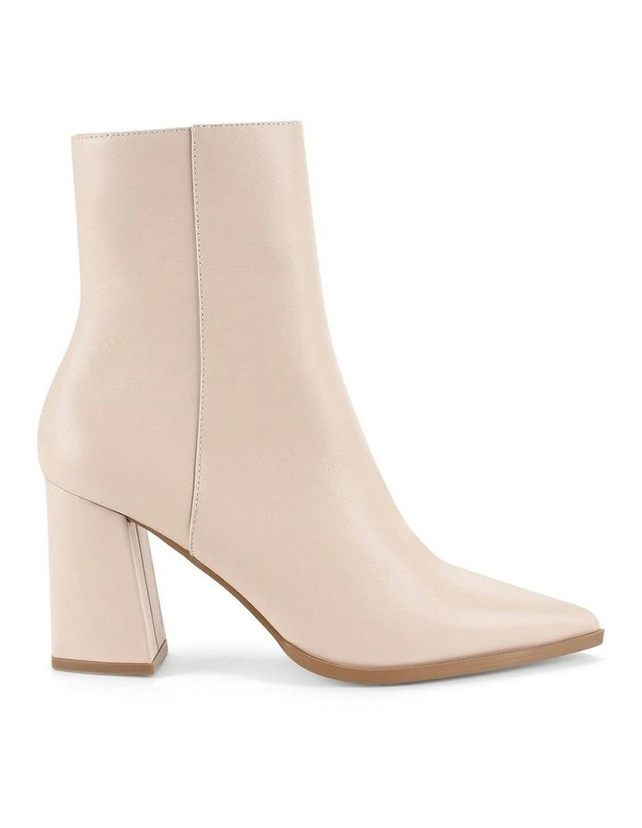 Willing Ankle Boots in Bone