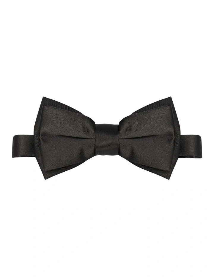 College Bow Tie