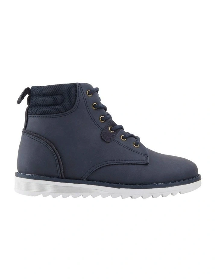 Jakob Boots in Navy