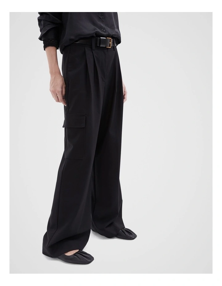 Tailored Cargo Pant in Black