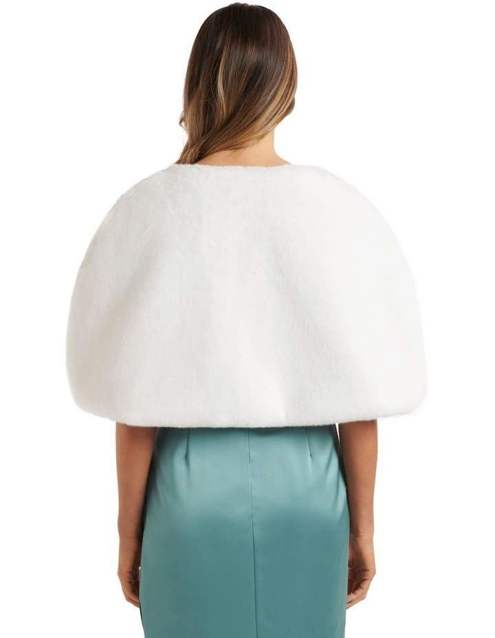 Clarissa Faux Fur Capelet in White