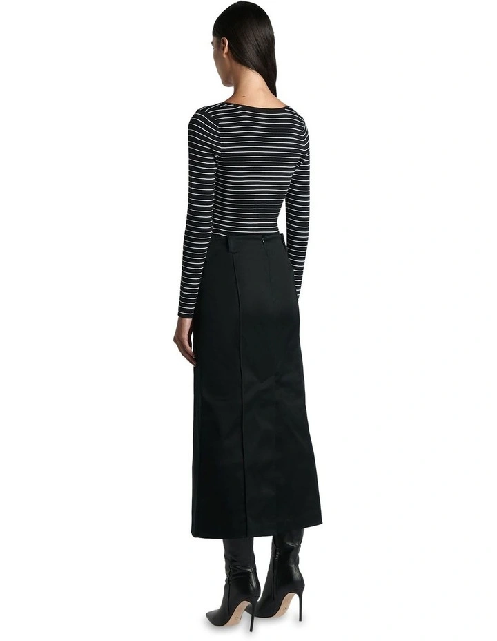Striped Scoop Neck Knit Top in Black