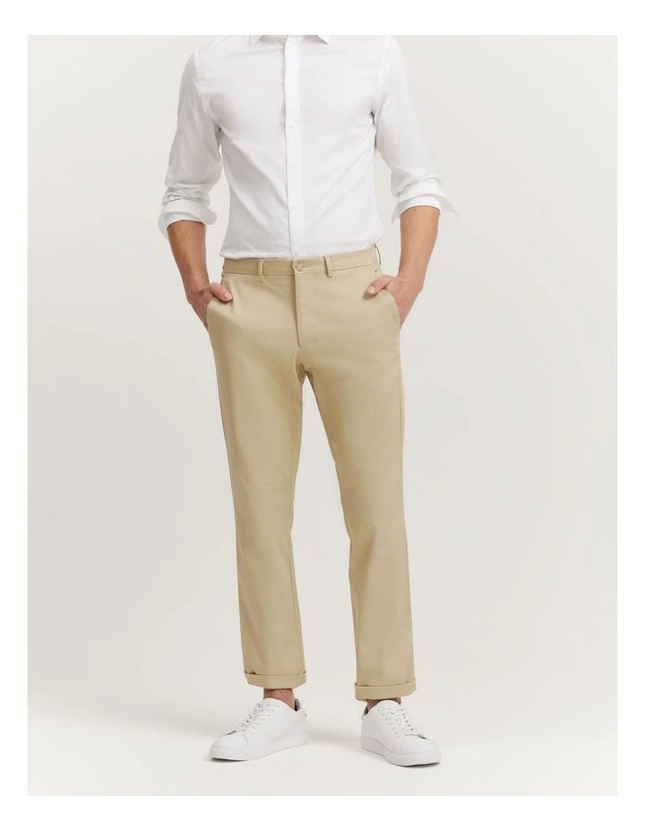 Regular Fit Travel Trouser in Natural