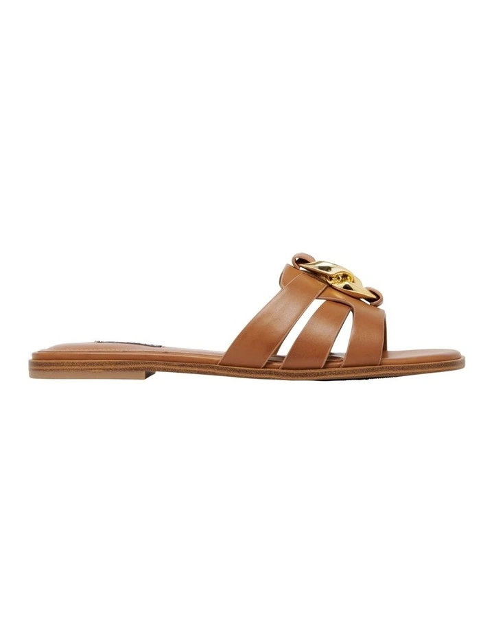 Ganlee Flat Sandal in Tan