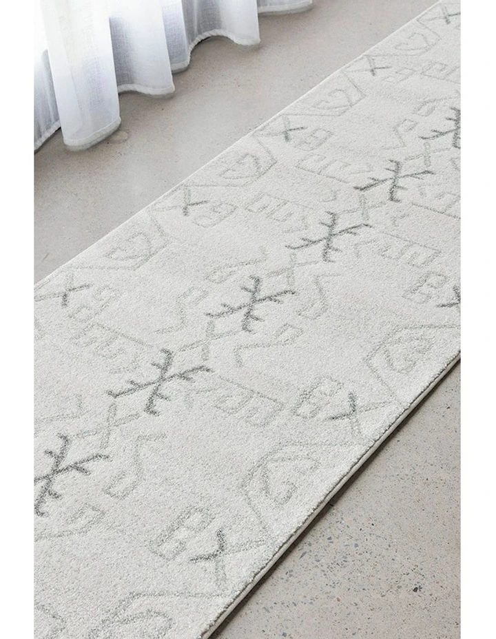 Paradise Cala Runner Rug in Grey