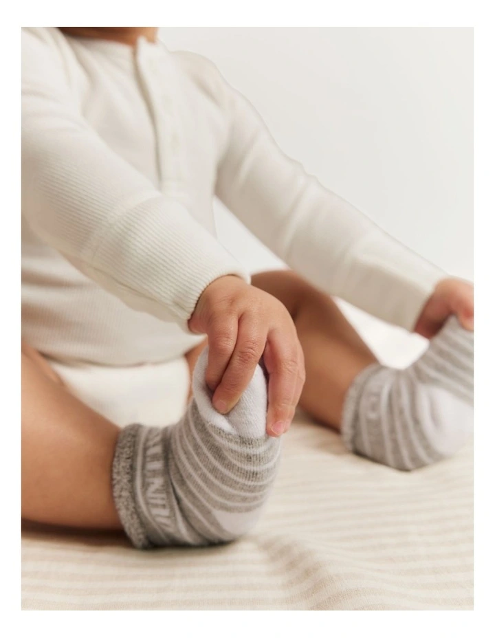 Organically Grown Cotton Rib Long Sleeve Bodysuit in Marshmallow