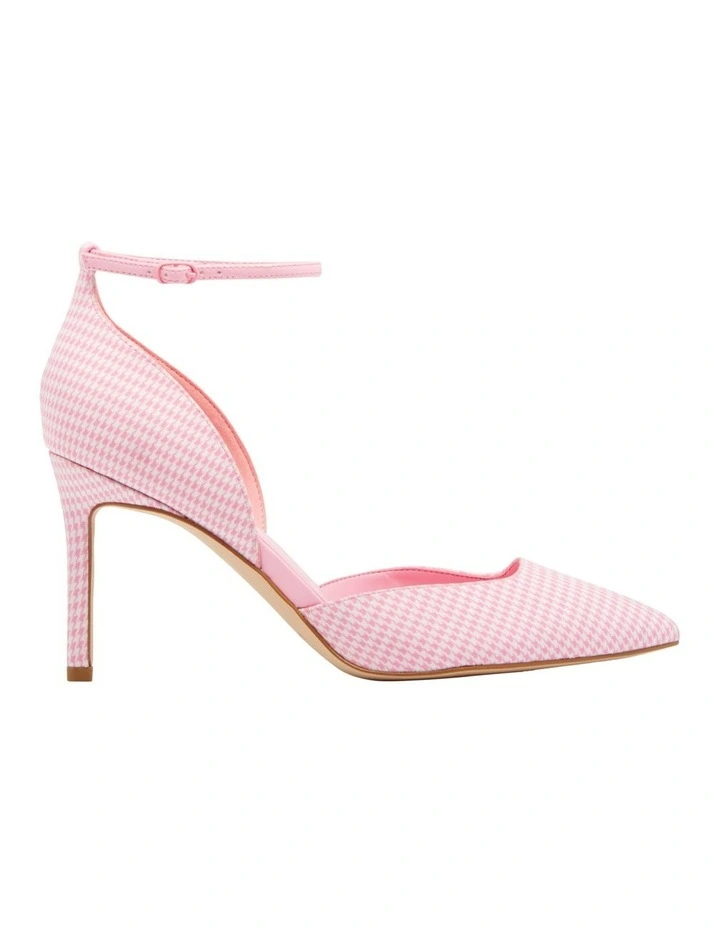 Einda Check Pumps in Pink