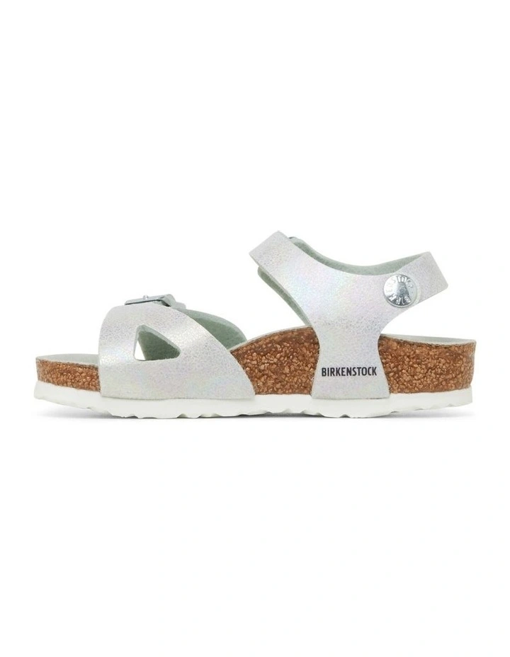 Rio Iridescent Narrow Sandals in Lt Green