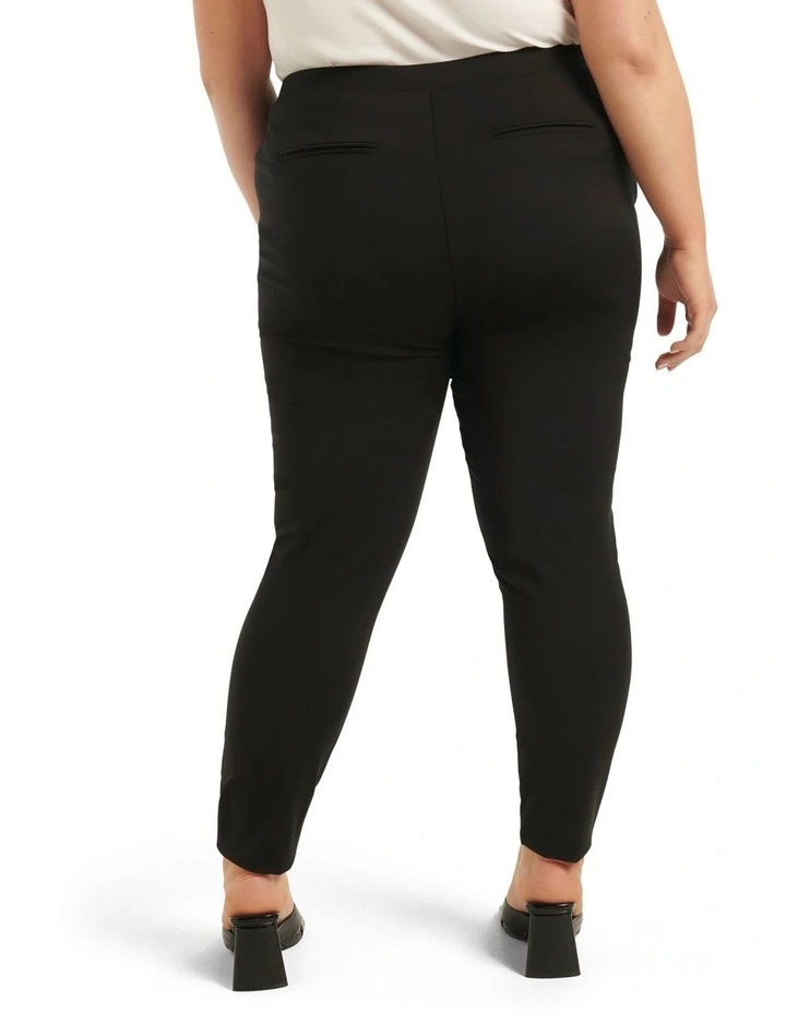 Sophie Mid Rise Pull-On Pant in Black