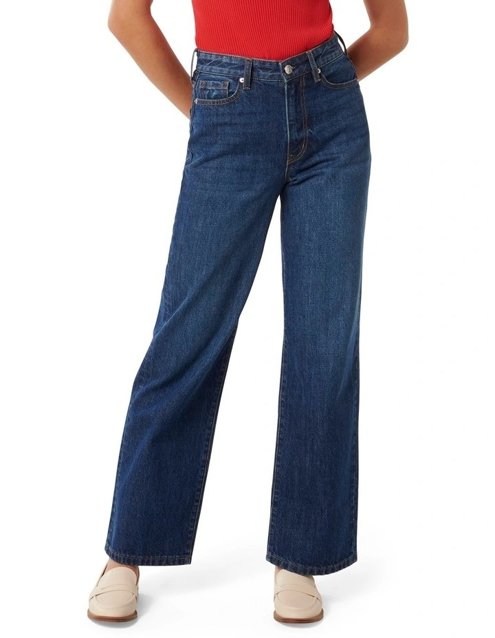 Sky Straight Leg Jeans in Blue