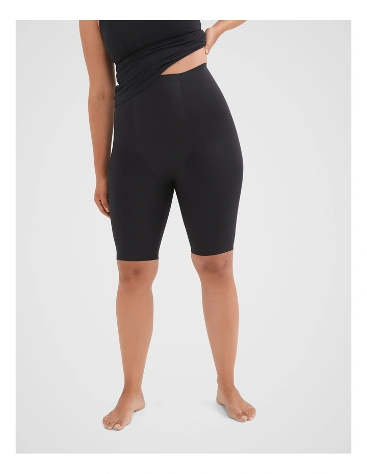 Common Standard Tech Short In Black