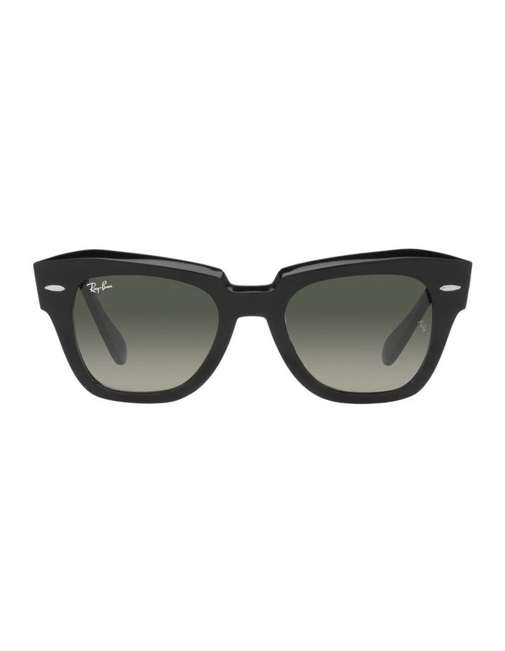STATE STREET Sunglasses In Black