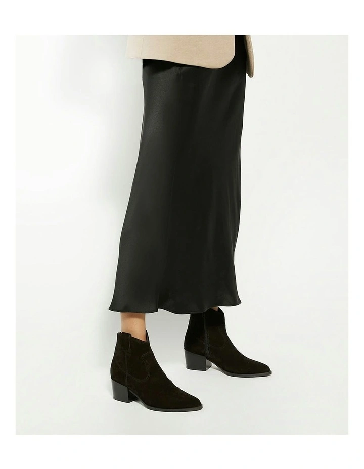 Possibility Boots in Black