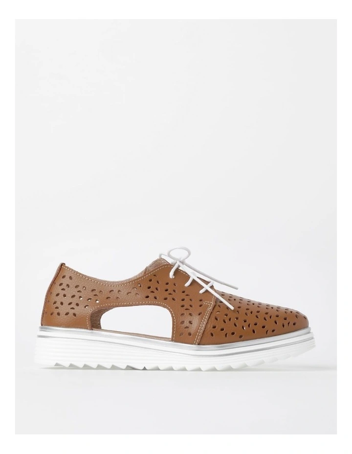 Cabana Flat Shoes In Tan