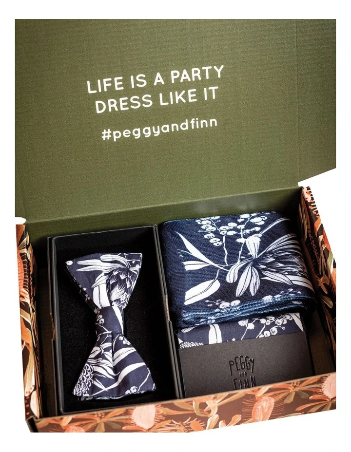 Natives Bow Tie Gift Set in Navy