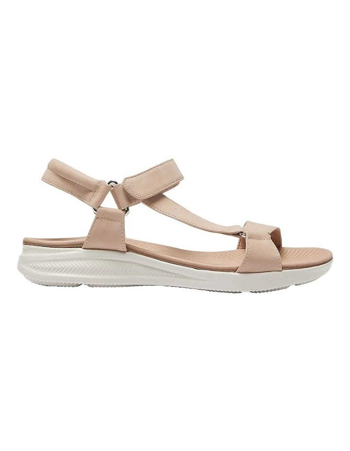 Native Sandals in Blush