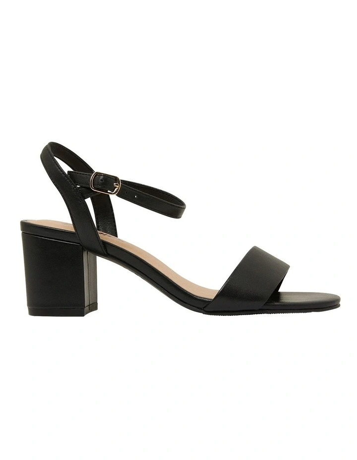 Heather Sandals in Black Leather