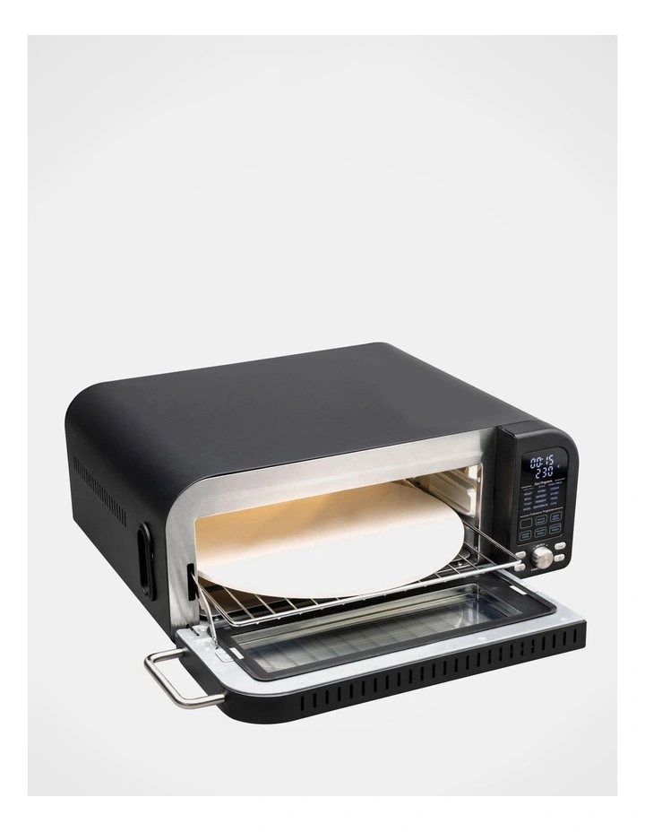 Professional Pizza Oven in Black