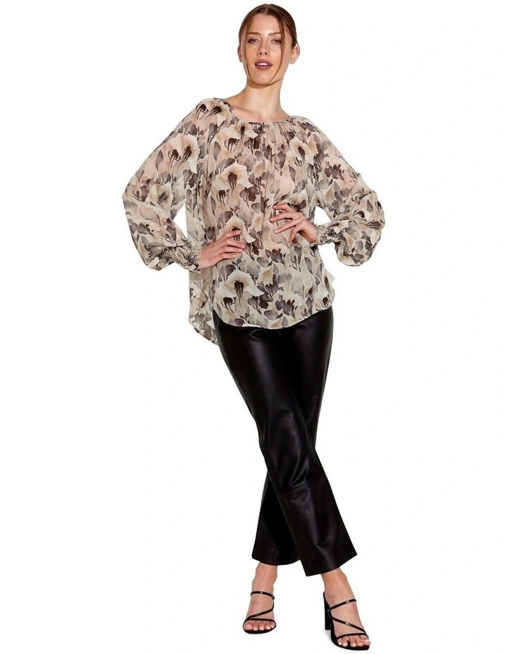 Fanfaire Top in Lily Fields