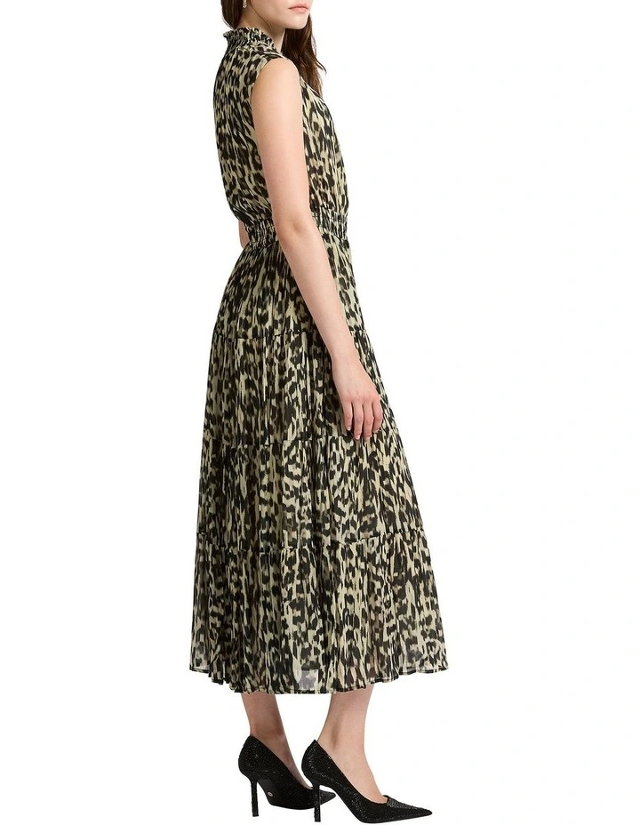 Gimme Roar Dress in Black Multi