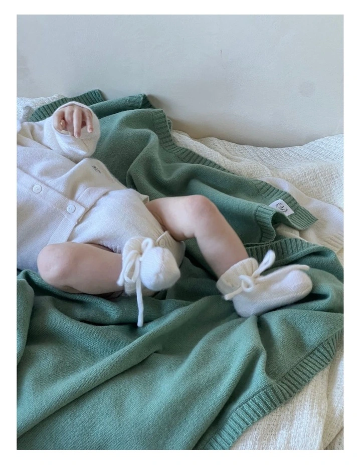 Cashmere Plain Knit Blanket in Sage