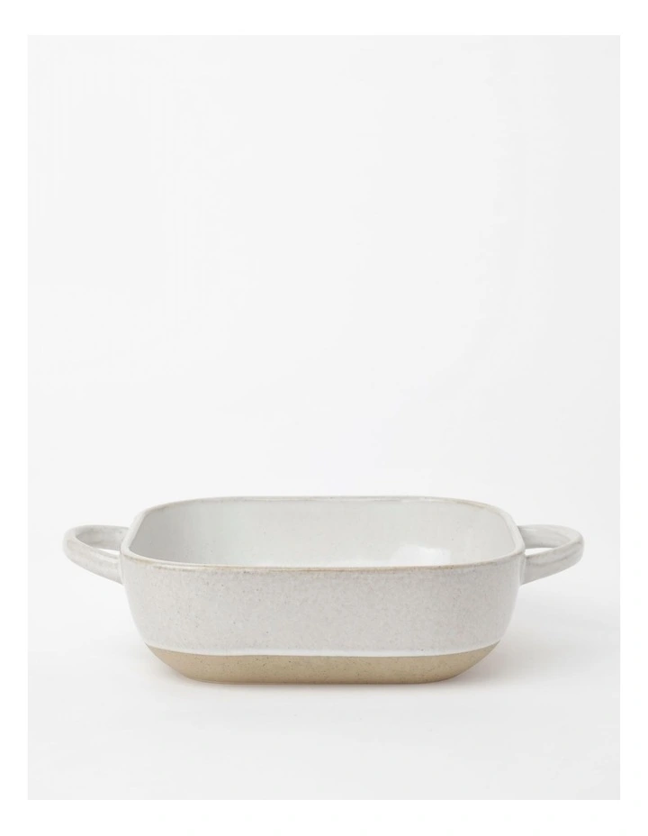 Esperance Wiped Edge Square Baker 34x24x7cm in White/Sand