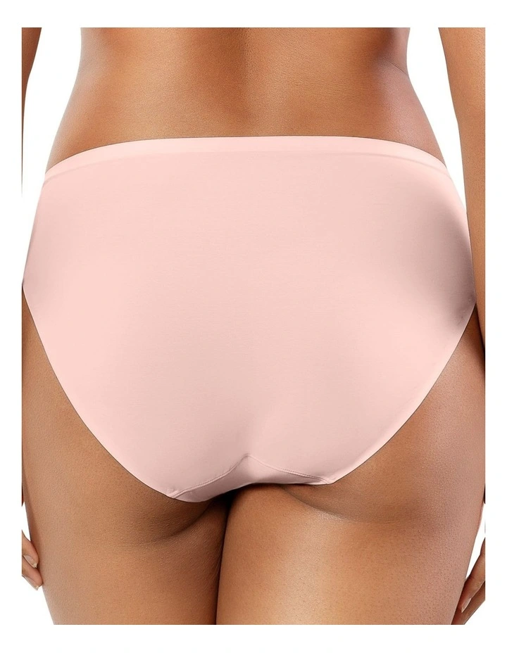 Bonded High Cut Seamless High Waist Brief in Porcelain