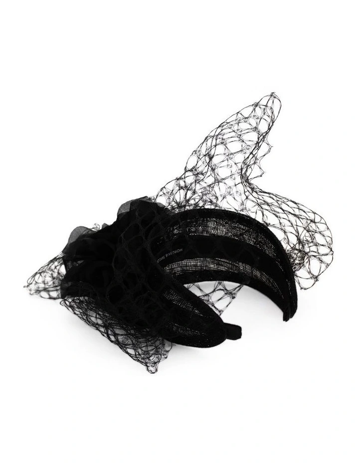 Mona Veil Headpiece in Black